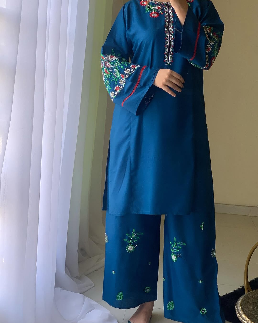 Zinc Embroidered Linen Suit | Shop Elegant Floral Kurta & Trousers