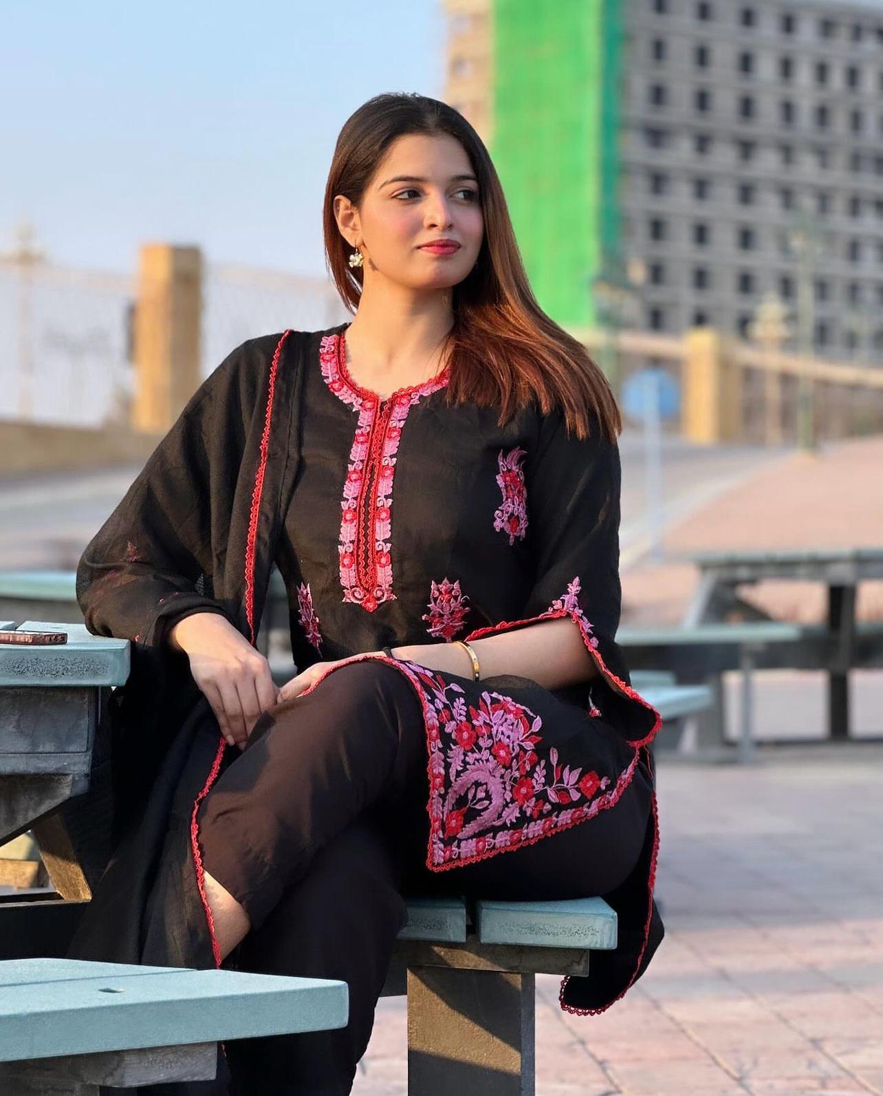 Libaas e Resham |  Black Embroidered Suit | Winter Collection